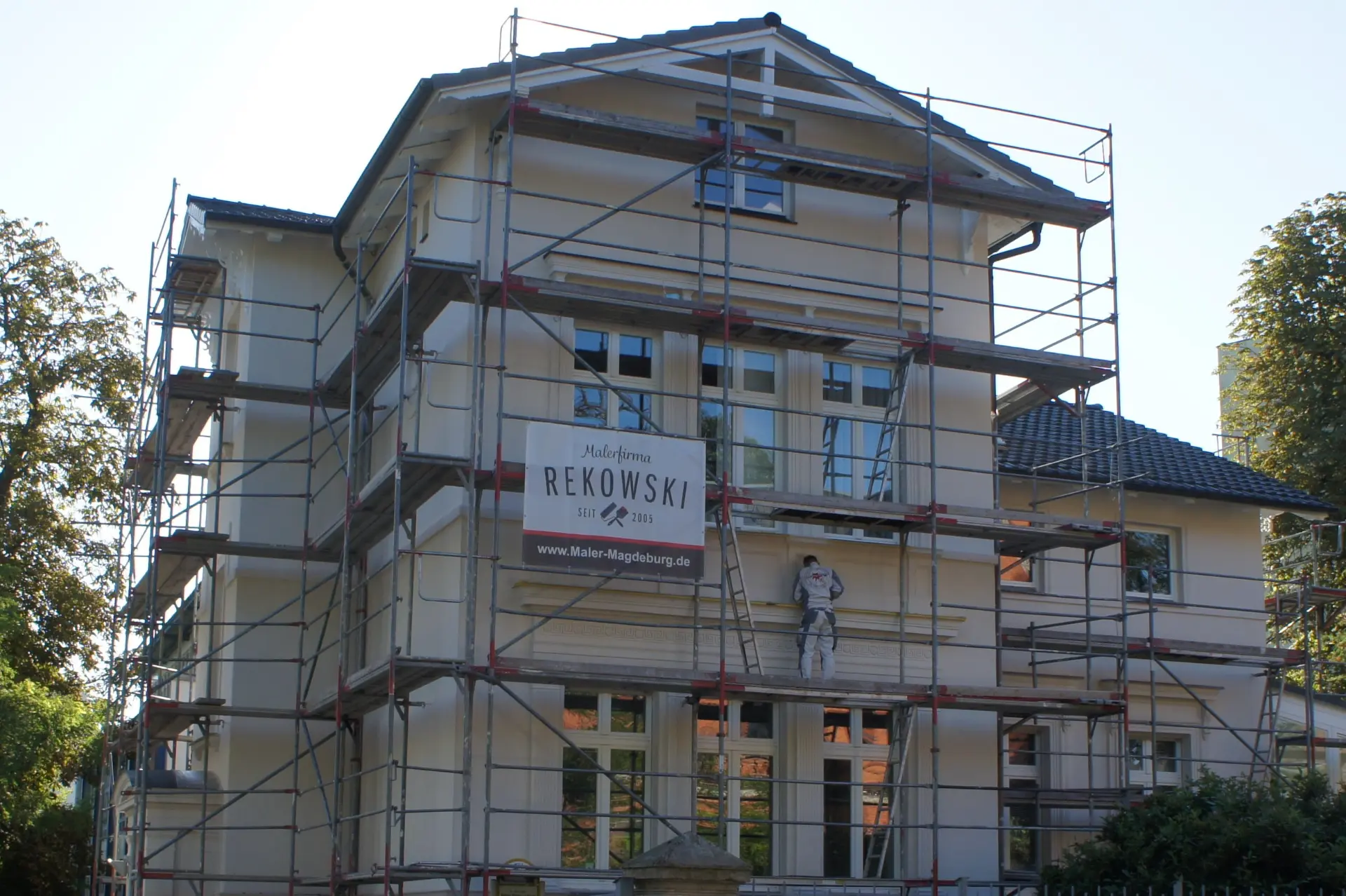 Mehrfamilienhaus nach Fassadensanierung in Magdeburg